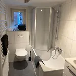 Doppelhaushaelfte - Gemuetlich Wohnen Im Fachwerkhaus - 5 Schlafzimmer, 2 Baeder Wolfhagen
