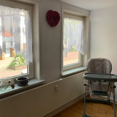 Doppelhaushaelfte - Gemuetlich Wohnen Im Fachwerkhaus - 5 Schlafzimmer, 2 Baeder Wolfhagen