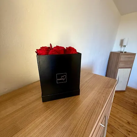 Doppelhaushaelfte - Gemuetlich Wohnen Im Fachwerkhaus - 5 Schlafzimmer, 2 Baeder Wolfhagen