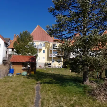 Doppelhaushaelfte - Gemuetlich Wohnen Im Fachwerkhaus - 5 Schlafzimmer, 2 Baeder Wolfhagen