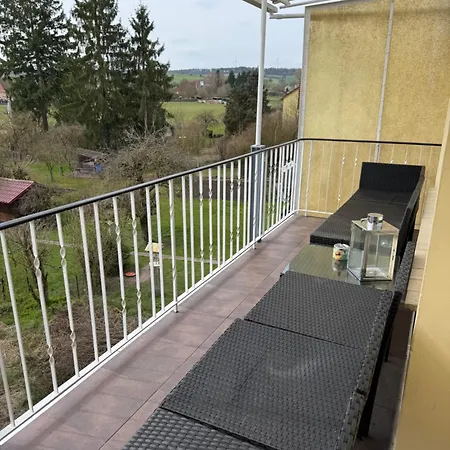 Appartement Doppelhaushaelfte - Gemuetlich Wohnen Im Fachwerkhaus - 5 Schlafzimmer, 2 Baeder Wolfhagen