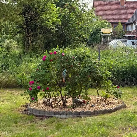 Appartamento Doppelhaushaelfte - Gemuetlich Wohnen Im Fachwerkhaus - 5 Schlafzimmer, 2 Baeder