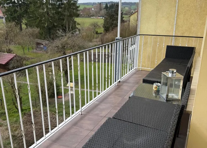 Apartment Doppelhaushälfte - Gemütlich Wohnen Im Fachwerkhaus - 5 Schlafzimmer, 2 Bäder Wolfhagen